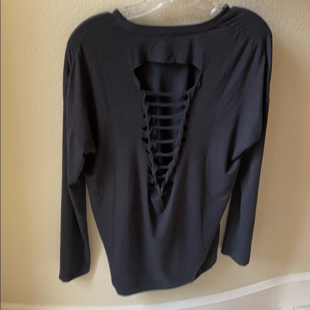 Onzie Comfy Top